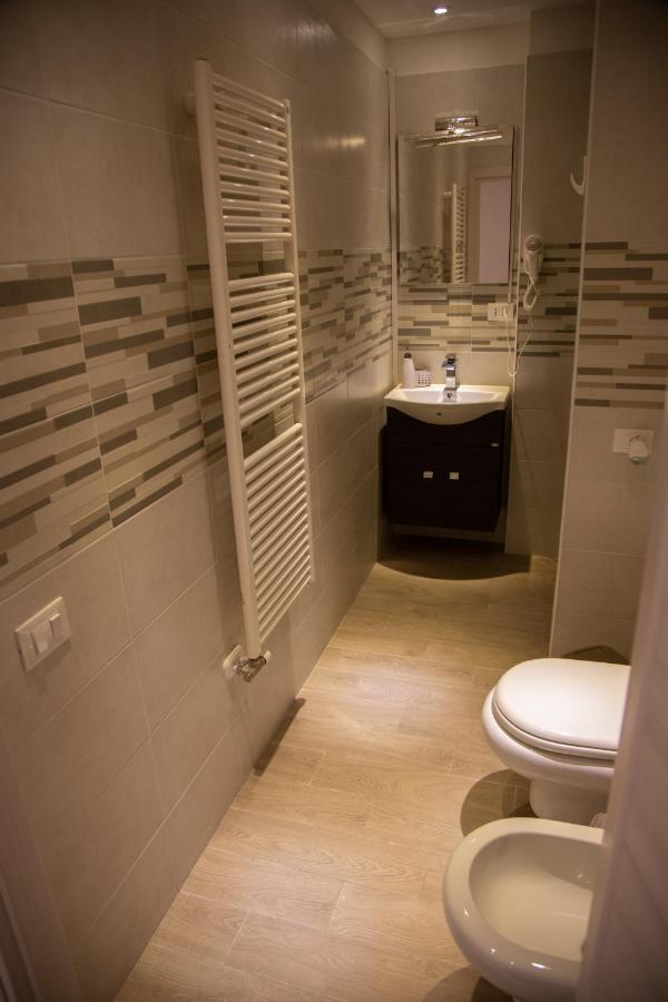 B&B Miramare Suite Taranto Exterior photo